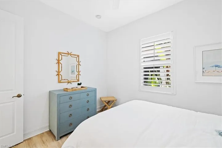 7831  Valencia  CT, Naples, FL 34113