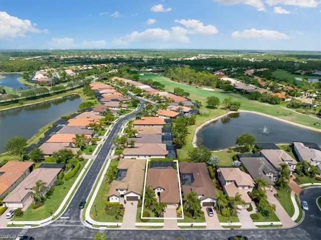 7831  Valencia  CT, Naples, FL 34113