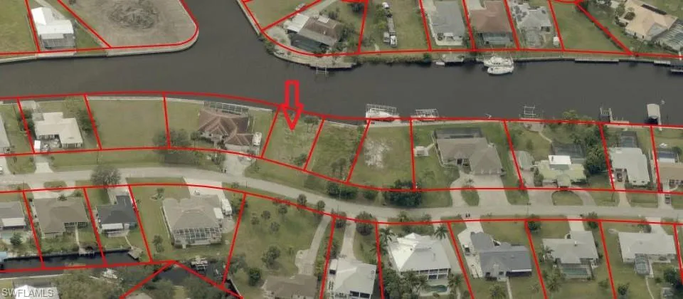 Aerial map of property and surrounding area with property boundaries highlighted