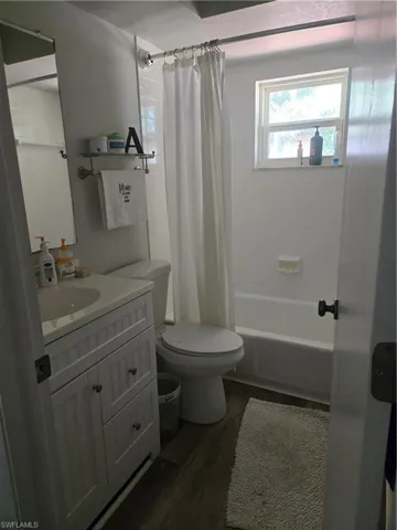 4201 SE CORONADO  PKY, Cape Coral, FL 33904