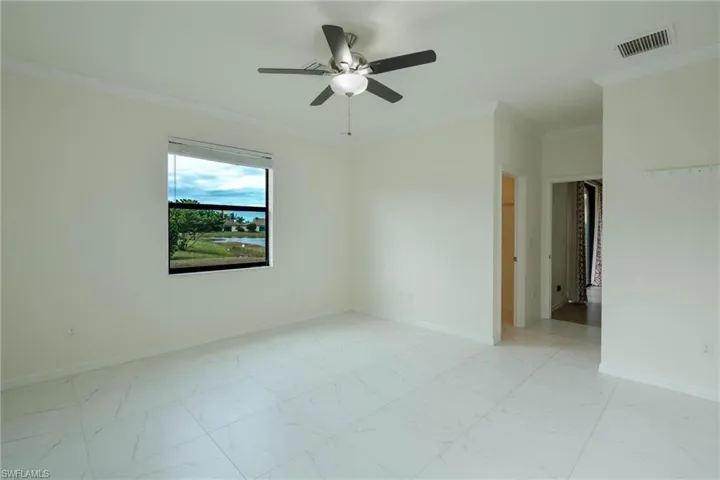 9215 Shadow Oak Ln, Naples, Florida 34120