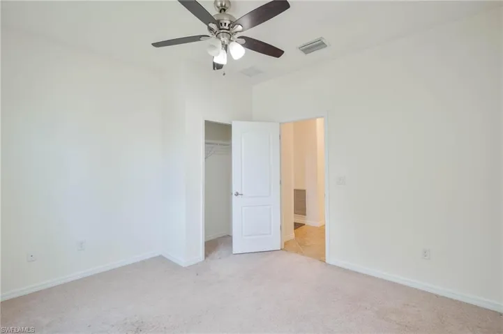 9215 Shadow Oak Ln, Naples, Florida 34120