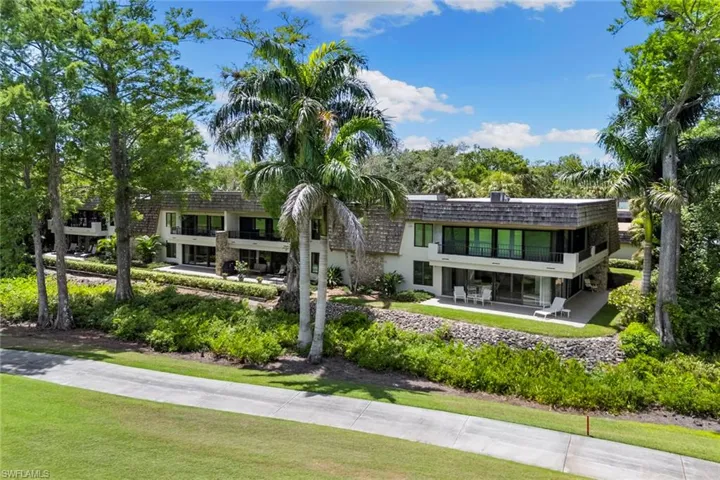 105  Wilderness  DR, Naples, FL 34105