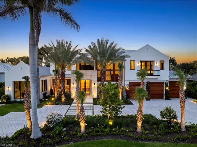 745 Pectin Rd, Naples, Florida 34102