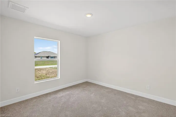 1709 Nw 11th Ave, Cape Coral, Florida 33993
