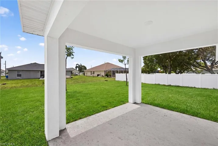 1709 Nw 11th Ave, Cape Coral, Florida 33993