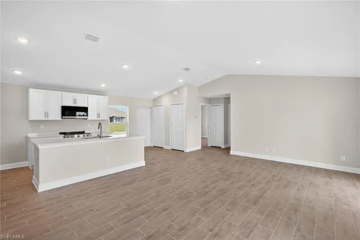 1709 Nw 11th Ave, Cape Coral, Florida 33993