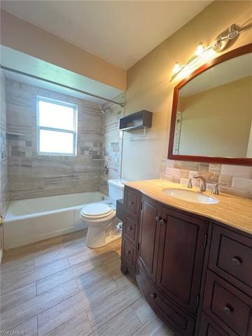 110 SE 42nd ST, CAPE CORAL FL 33904