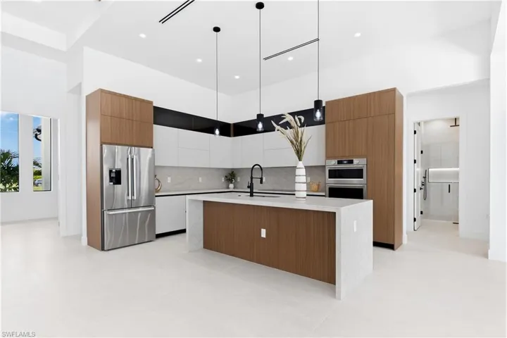 2814 Surfside Blvd, Cape Coral, Florida 33914