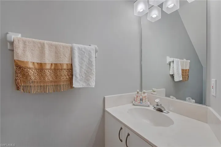 992 Woodshire Ln D309, Naples, Florida 34105