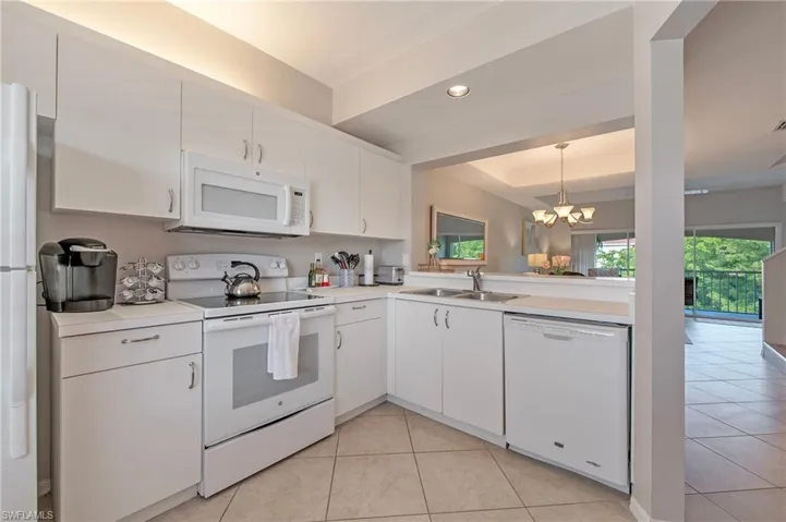 992 Woodshire Ln D309, Naples, Florida 34105