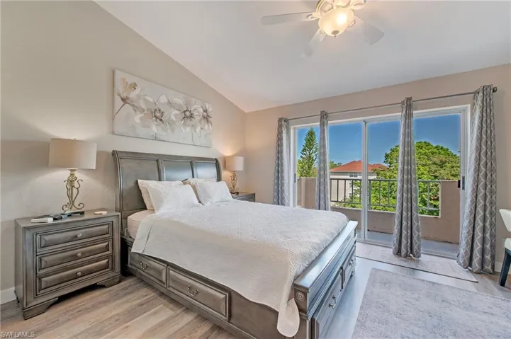 992 Woodshire Ln D309, Naples, Florida 34105