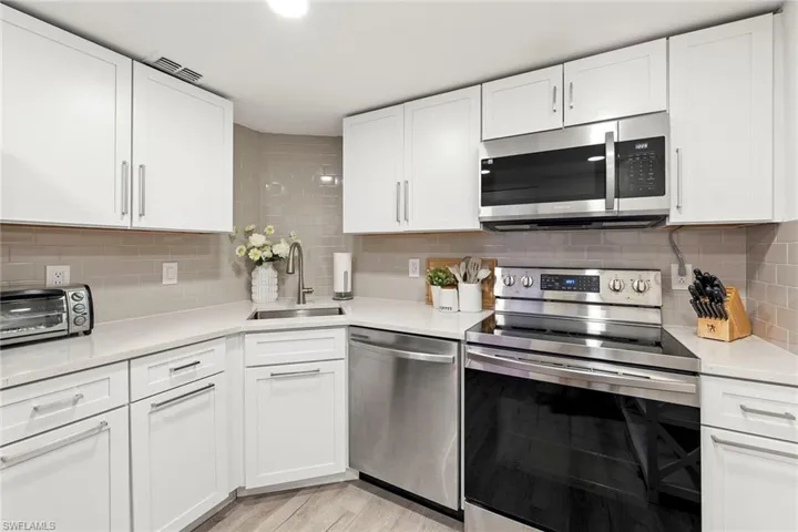 380 Seaview Ct 207, Marco Island, Florida 34145