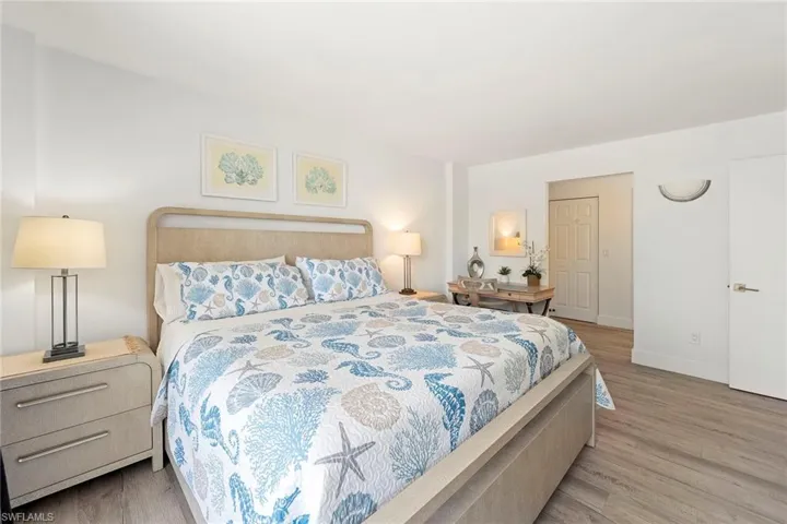380 Seaview Ct 207, Marco Island, Florida 34145