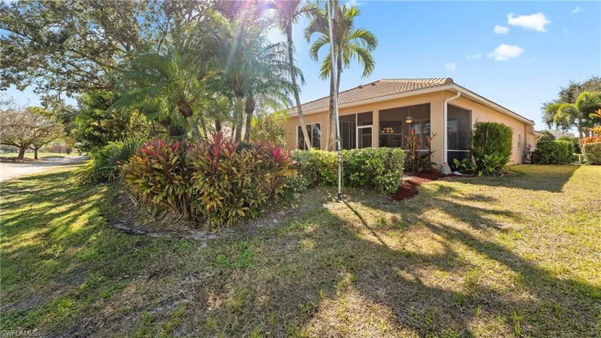 2237  Heritage Greens  DR, Naples, FL 34119