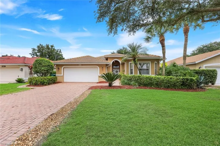 2237 Heritage Greens Dr, Naples, Florida 34119