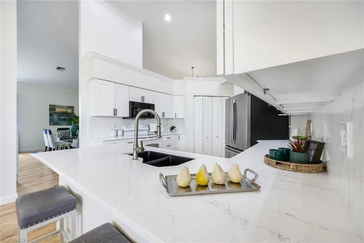 2237  Heritage Greens  DR, Naples, FL 34119
