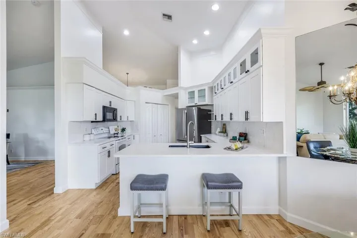2237  Heritage Greens  DR, Naples, FL 34119