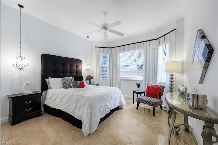 2237 Heritage Greens Dr, Naples, Florida 34119