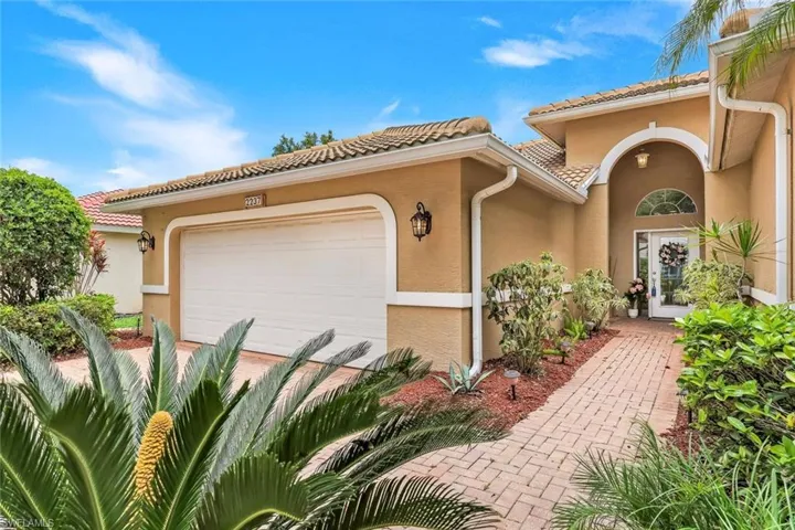 2237 Heritage Greens Dr, Naples, Florida 34119