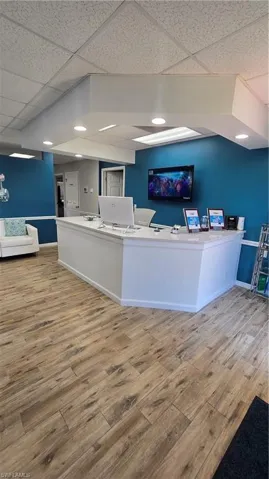 Reception area with a drop ceiling