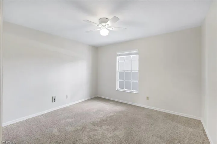 9580 Victoria Ln 205, Naples, Florida 34109