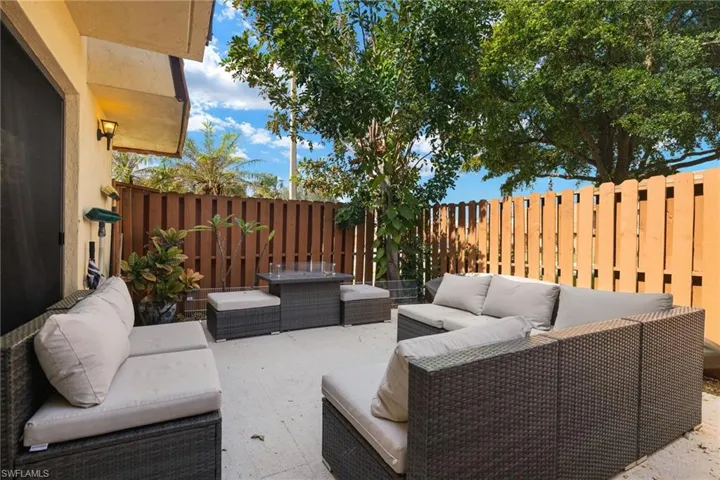 1708  Park Meadows  DR, Fort Myers, FL 33907