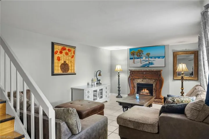 1708  Park Meadows  DR, Fort Myers, FL 33907
