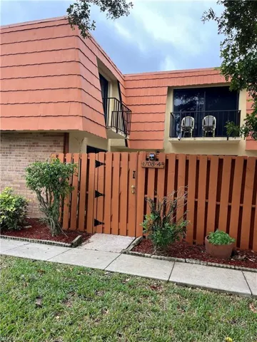 1708  Park Meadows  DR, Fort Myers, FL 33907