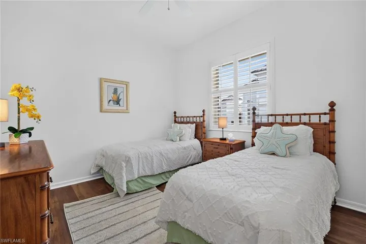 410 Flagship Dr 1201, Naples, Florida 34108