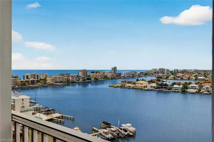 410 Flagship Dr 1201, Naples, Florida 34108