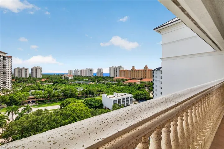 410 Flagship Dr 1201, Naples, Florida 34108