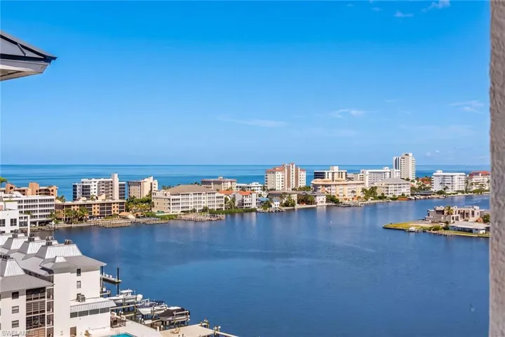 410 Flagship Dr 1201, Naples, Florida 34108