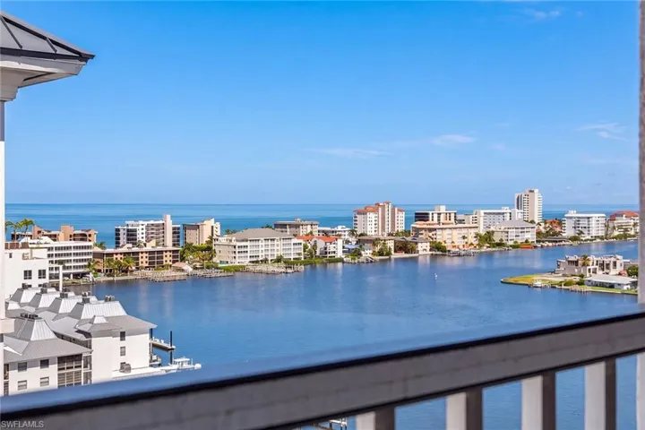 410 Flagship Dr 1201, Naples, Florida 34108