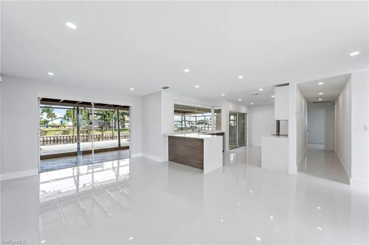 1729 Cascade Way N, North Fort Myers, Florida 33917
