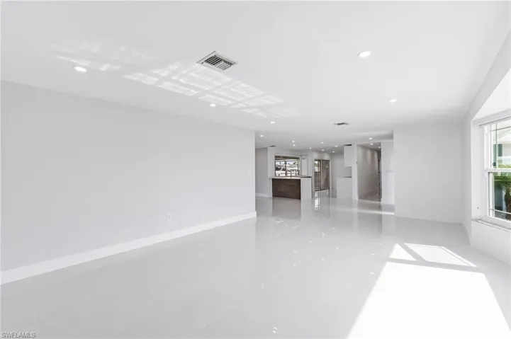 1729 Cascade Way N, North Fort Myers, Florida 33917