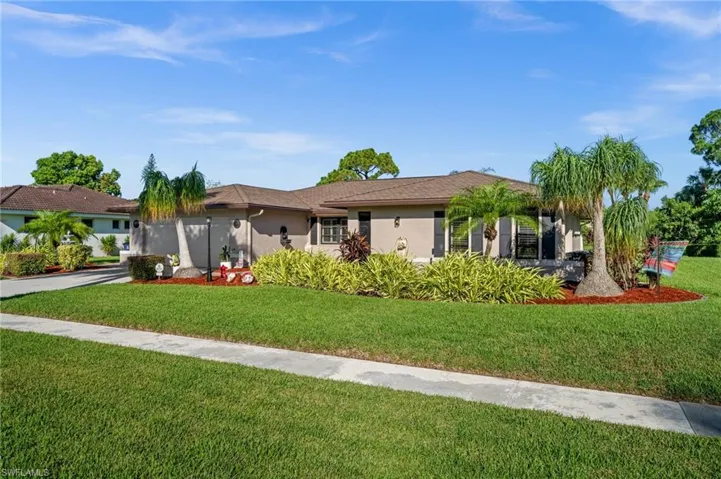 4165 Prestwick Ct, North Fort Myers, Florida 33903