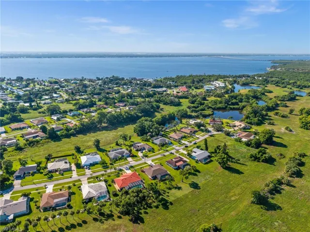 4165 Prestwick Ct, North Fort Myers, Florida 33903