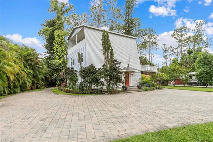 6230  Bur Oaks  LN, Naples, FL 34119