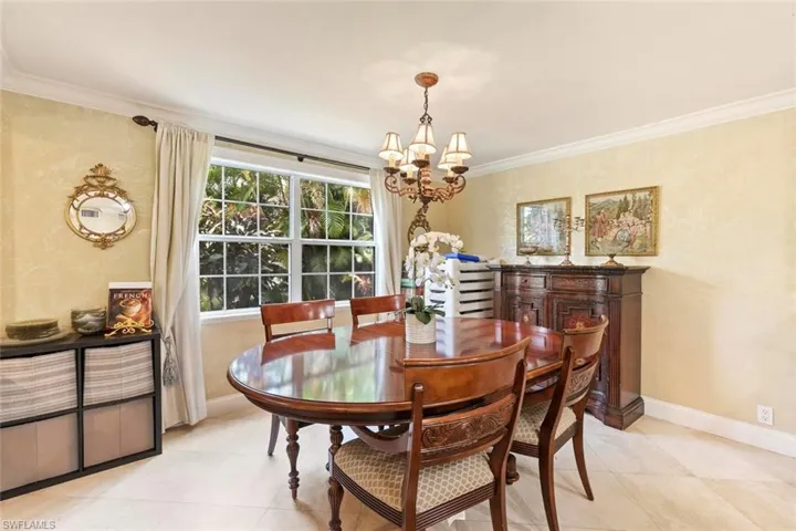 6230  Bur Oaks  LN, Naples, FL 34119