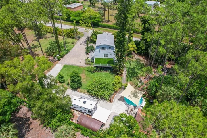 6230  Bur Oaks  LN, Naples, FL 34119
