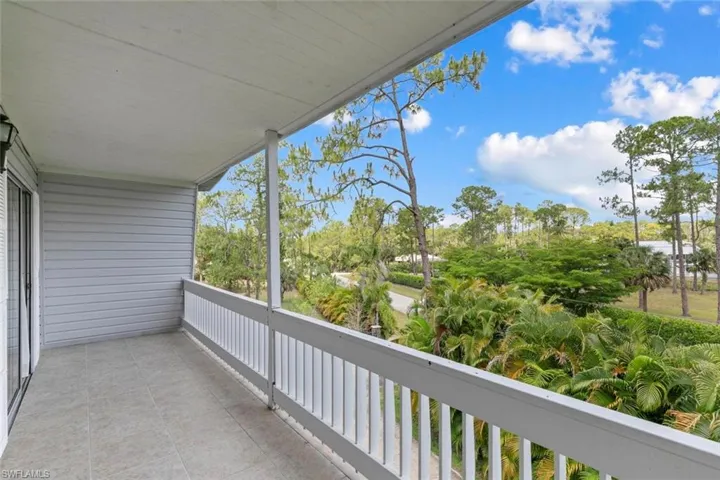 6230  Bur Oaks  LN, Naples, FL 34119