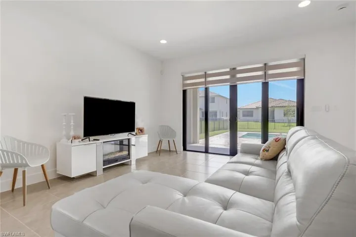 5116 Isidora Ln, Immokalee, Florida 34142