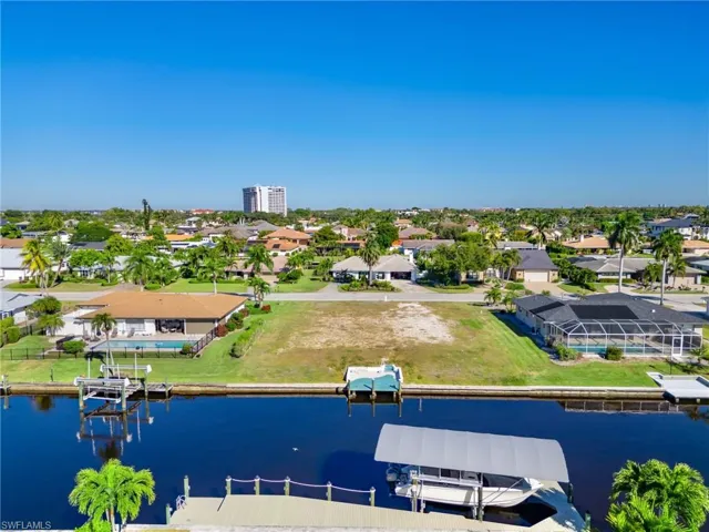 9821 Cypress Lake Dr, Fort Myers, Florida 33919