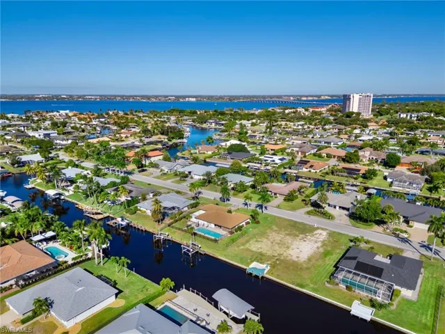 9821 Cypress Lake Dr, Fort Myers, Florida 33919