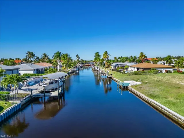 9821 Cypress Lake Dr, Fort Myers, Florida 33919