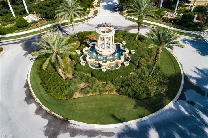 9572  Trevi  CT, Naples, FL 34113