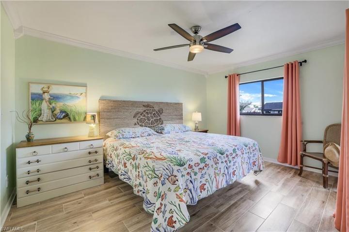 4805  Sorrento  CT, Cape Coral, FL 33904