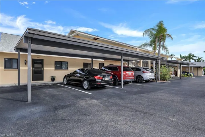 4805  Sorrento  CT, Cape Coral, FL 33904