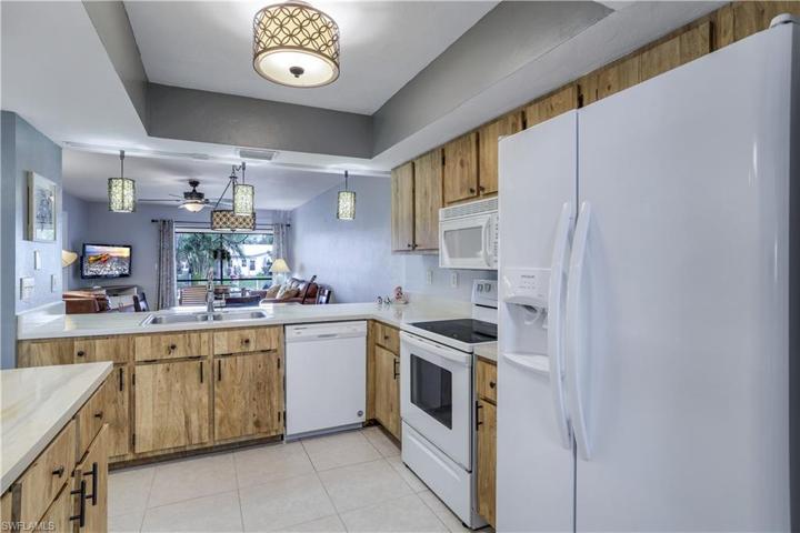 4805  Sorrento  CT, Cape Coral, FL 33904